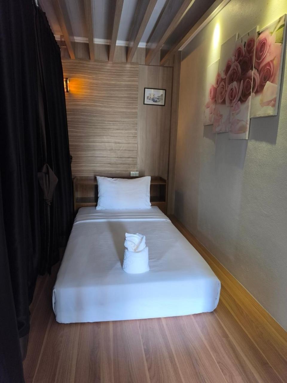 Lotus Hostel Ko Tao